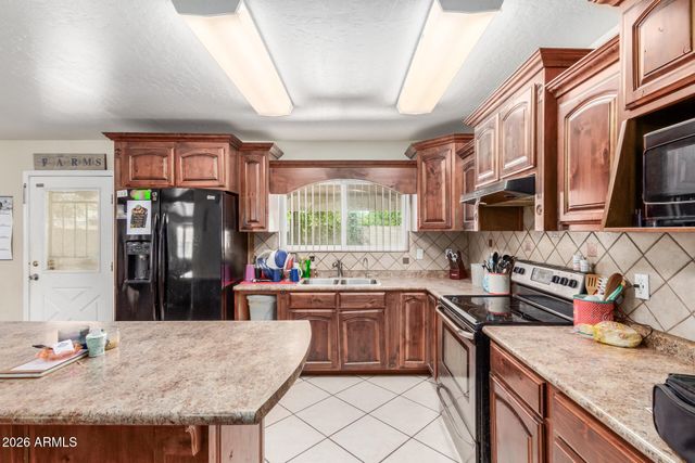 50 W SAN ANGELO Street, Gilbert, AZ 85233
