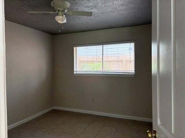 16030 Blackhawk Boulevard, Friendswood, TX 77546