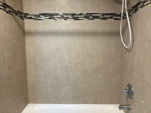 16030 Blackhawk Boulevard, Friendswood, TX 77546