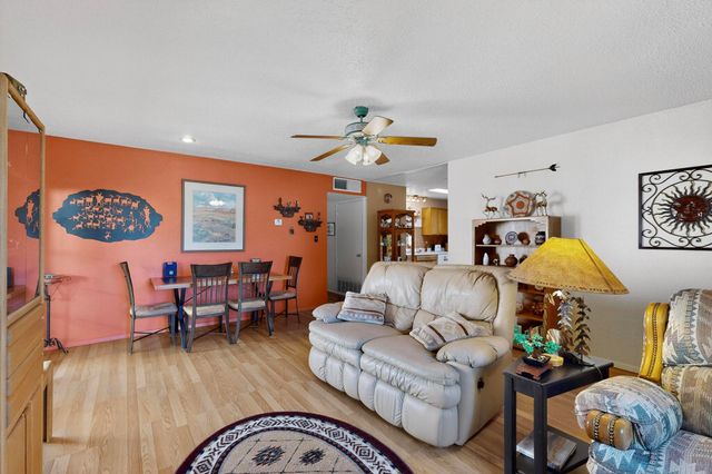 616 Mountain View Avenue NE, Albuquerque, NM 87123