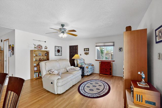 616 Mountain View Avenue NE, Albuquerque, NM 87123