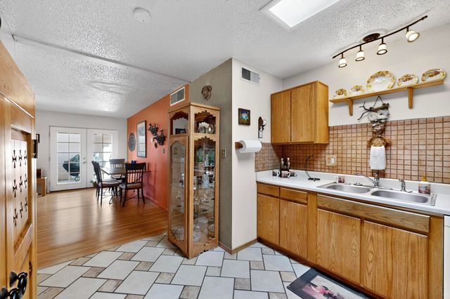 616 Mountain View Avenue NE, Albuquerque, NM 87123