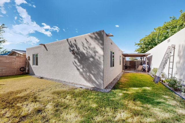 616 Mountain View Avenue NE, Albuquerque, NM 87123