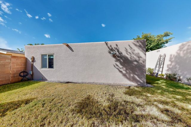 616 Mountain View Avenue NE, Albuquerque, NM 87123