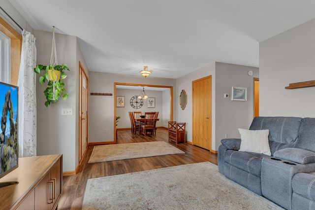 20927 Marshfield Circle, Albany, MN 56307