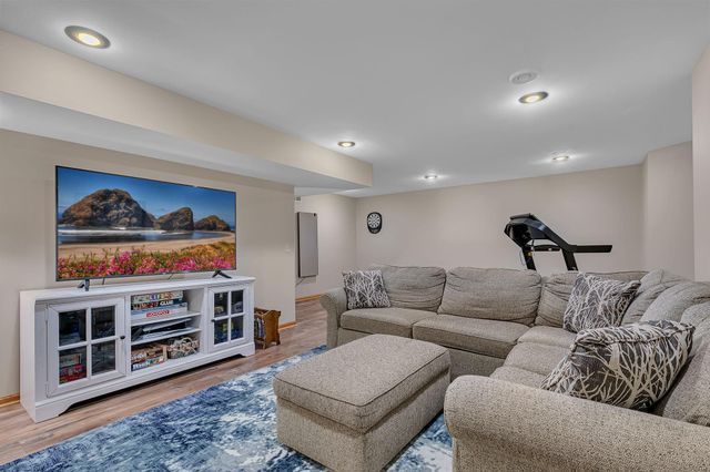 20927 Marshfield Circle, Albany, MN 56307