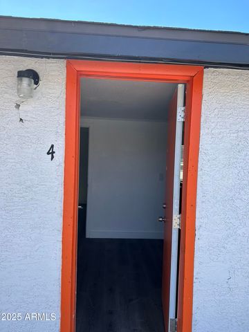 8910-8912 N 3rd Street, Phoenix, AZ 85020