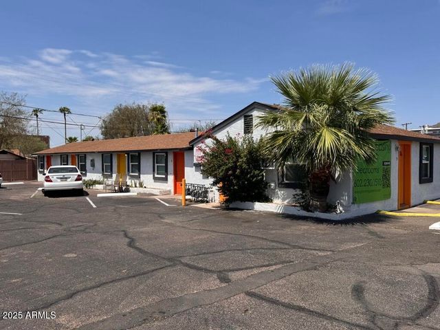 8910-8912 N 3rd Street, Phoenix, AZ 85020
