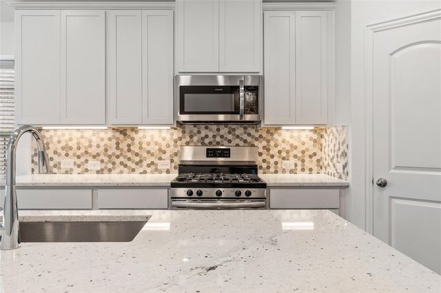 542 Long Beach Bay Drive, Katy, TX 77493