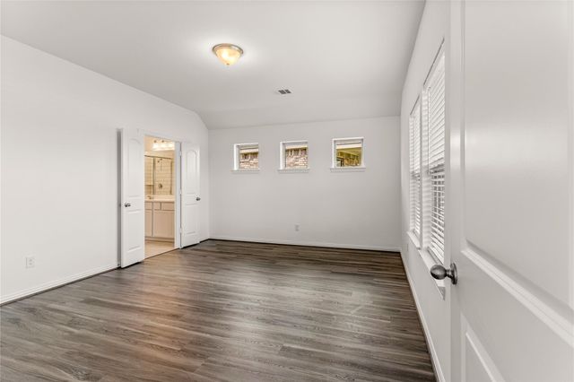 542 Long Beach Bay Drive, Katy, TX 77493