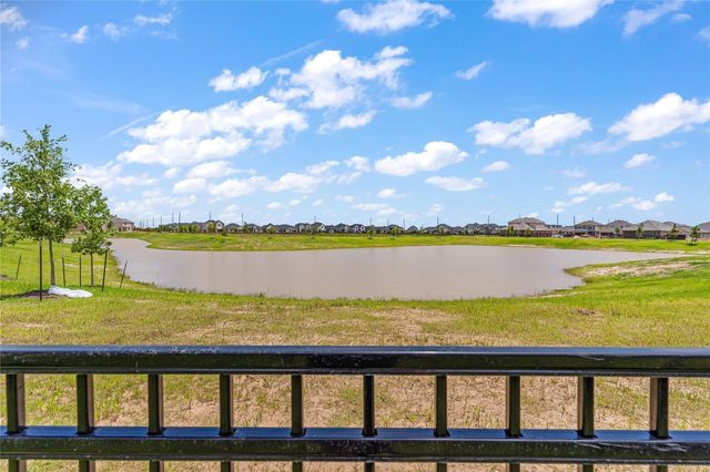 542 Long Beach Bay Drive, Katy, TX 77493