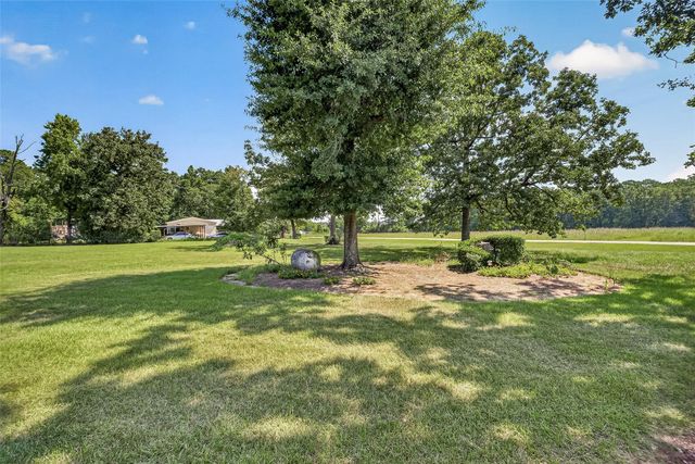 2200 Red Oak Lane, Conroe, TX 77306