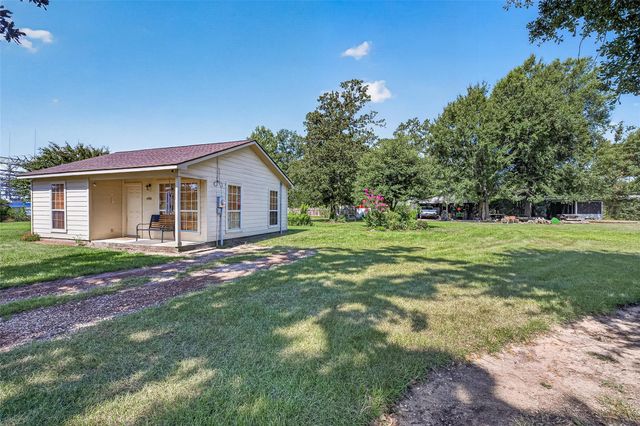 2200 Red Oak Lane, Conroe, TX 77306