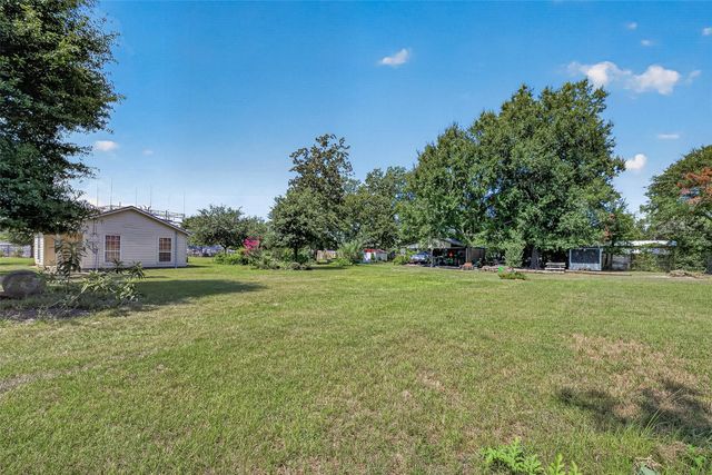 2200 Red Oak Lane, Conroe, TX 77306