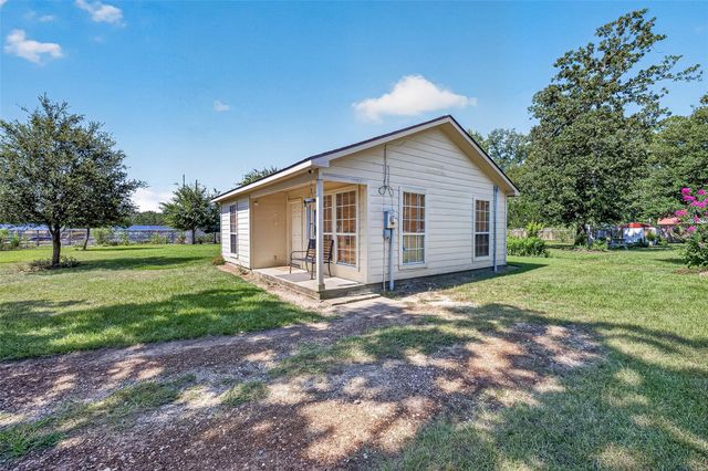 2200 Red Oak Lane, Conroe, TX 77306