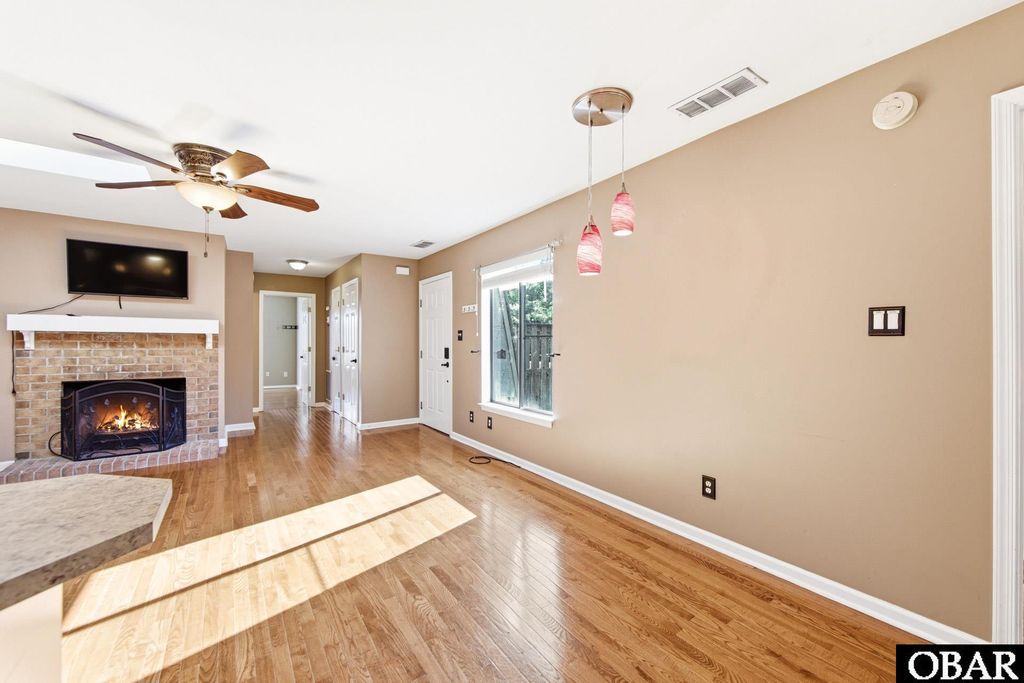 Image 4 of property listing at 2608 Neptune Way Unit 2608, Kitty Hawk, NC 27949