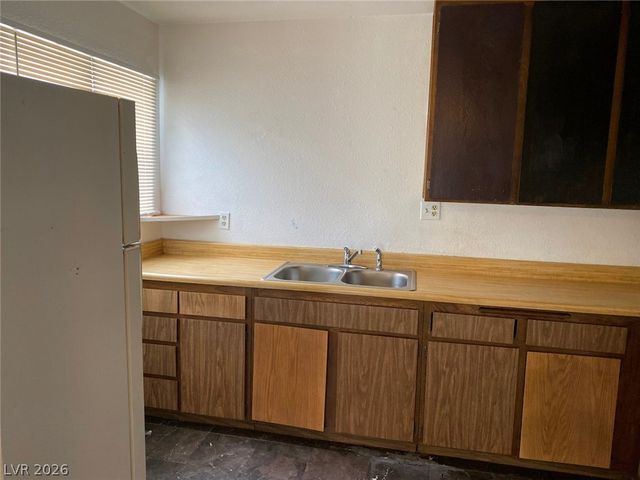 6433 Addely Drive, Las Vegas, NV 89108