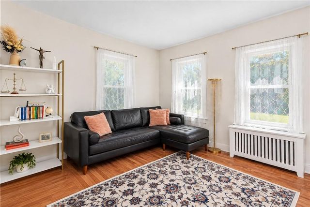 62 Mary Avenue, East Providence, RI 02914