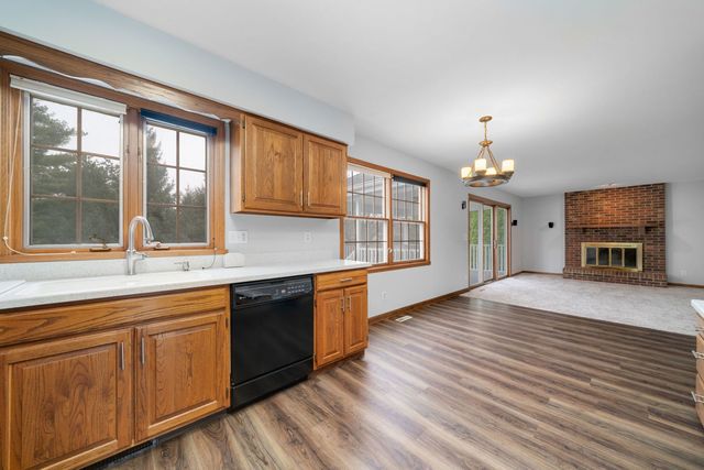 5235 Solitude Drive, Rockford, IL 61114