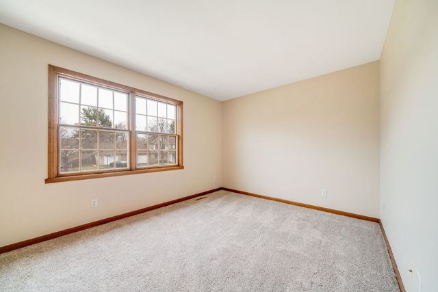 5235 Solitude Drive, Rockford, IL 61114