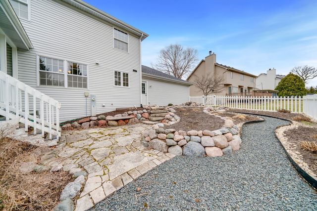 5235 Solitude Drive, Rockford, IL 61114