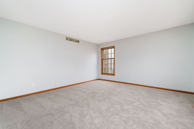 5235 Solitude Drive, Rockford, IL 61114