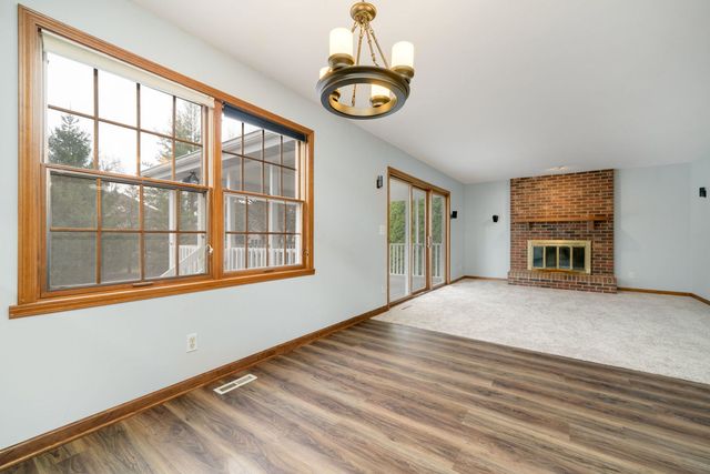 5235 Solitude Drive, Rockford, IL 61114