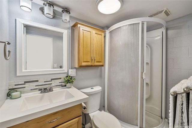 636 Nalanui Street 404, Honolulu, HI 96817