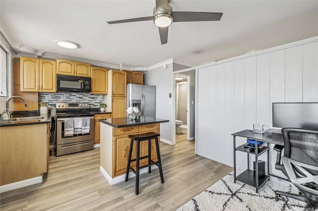 636 Nalanui Street 404, Honolulu, HI 96817