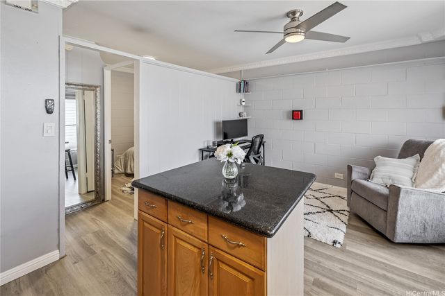 636 Nalanui Street 404, Honolulu, HI 96817