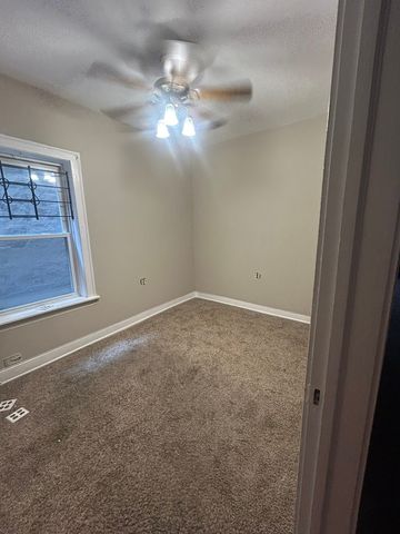 8227 S Evans Avenue, Chicago, IL 60619