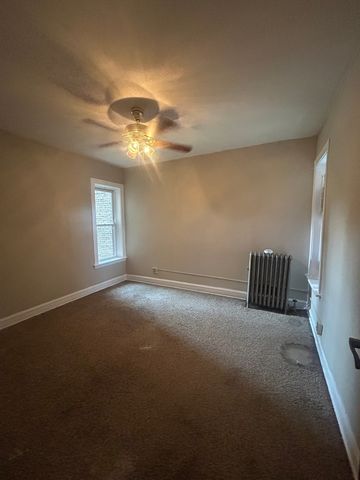8227 S Evans Avenue, Chicago, IL 60619