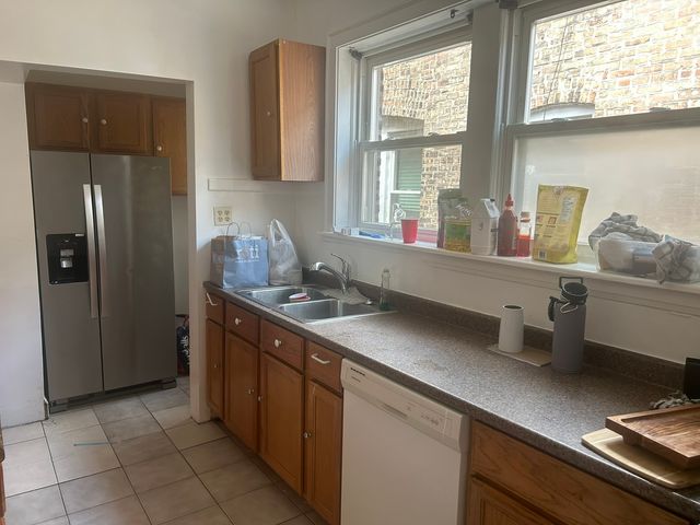 8227 S Evans Avenue, Chicago, IL 60619