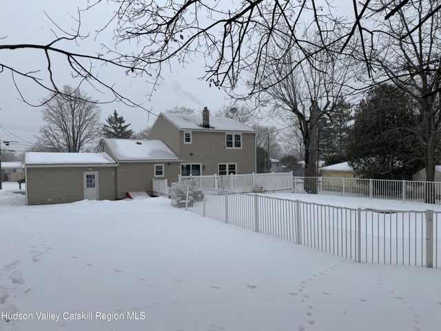 13 James Street, Hudson, NY 12534