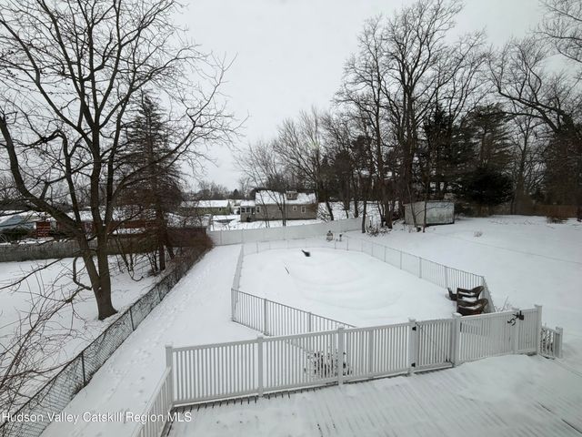 13 James Street, Hudson, NY 12534