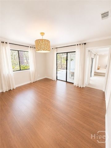 2 Abbott Lane, Savannah, GA 31411