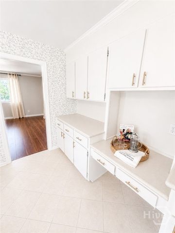 2 Abbott Lane, Savannah, GA 31411