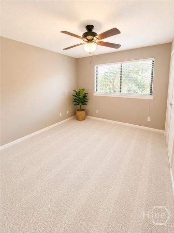 2 Abbott Lane, Savannah, GA 31411
