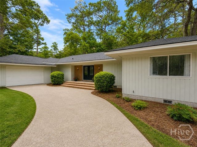 2 Abbott Lane, Savannah, GA 31411
