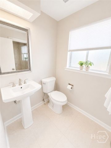 2 Abbott Lane, Savannah, GA 31411