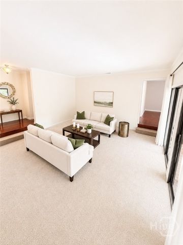 2 Abbott Lane, Savannah, GA 31411