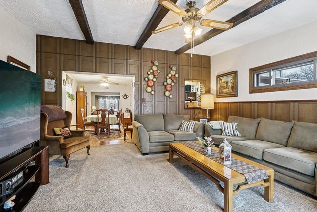 5740 S Monitor Avenue, Chicago, IL 60638