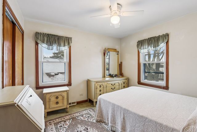 5740 S Monitor Avenue, Chicago, IL 60638