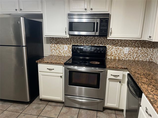 1417 Stella Drive, Lewisville, TX 75067