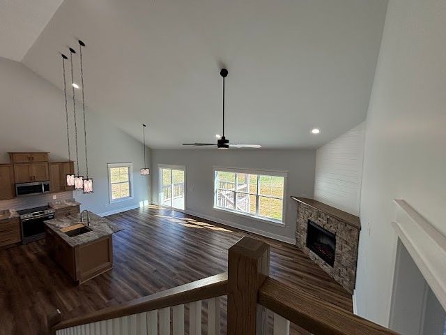 8184 Aedc Rd, Estill Springs, TN 37330