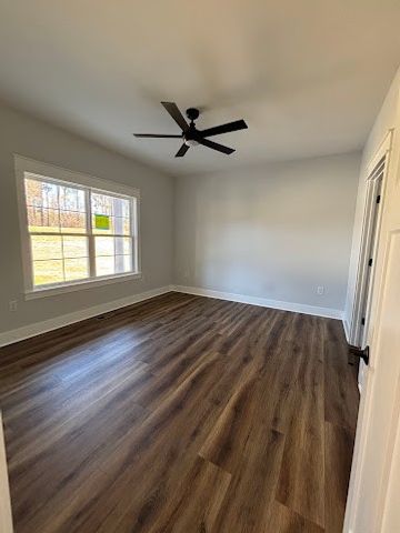 8184 Aedc Rd, Estill Springs, TN 37330