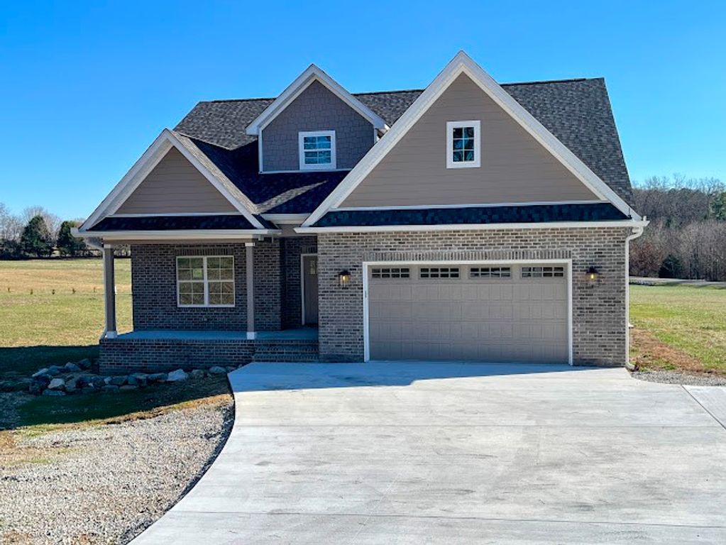 8184 Aedc Rd, Estill Springs, TN 37330