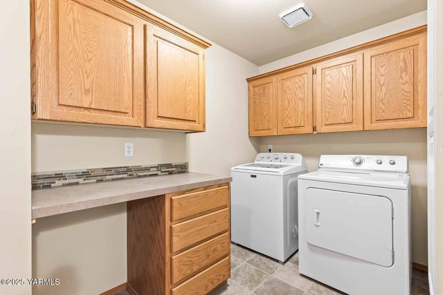 613 Friedline Rd, Yakima, WA 98908