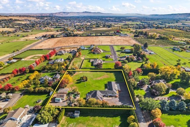 613 Friedline Rd, Yakima, WA 98908