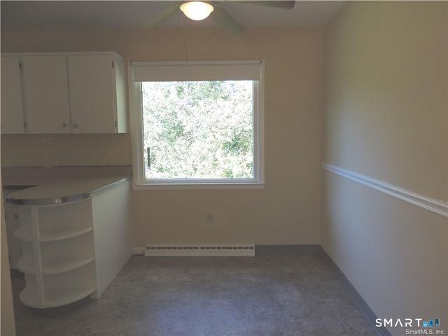 87 Hotchkiss Grove Road, Branford, CT 06405